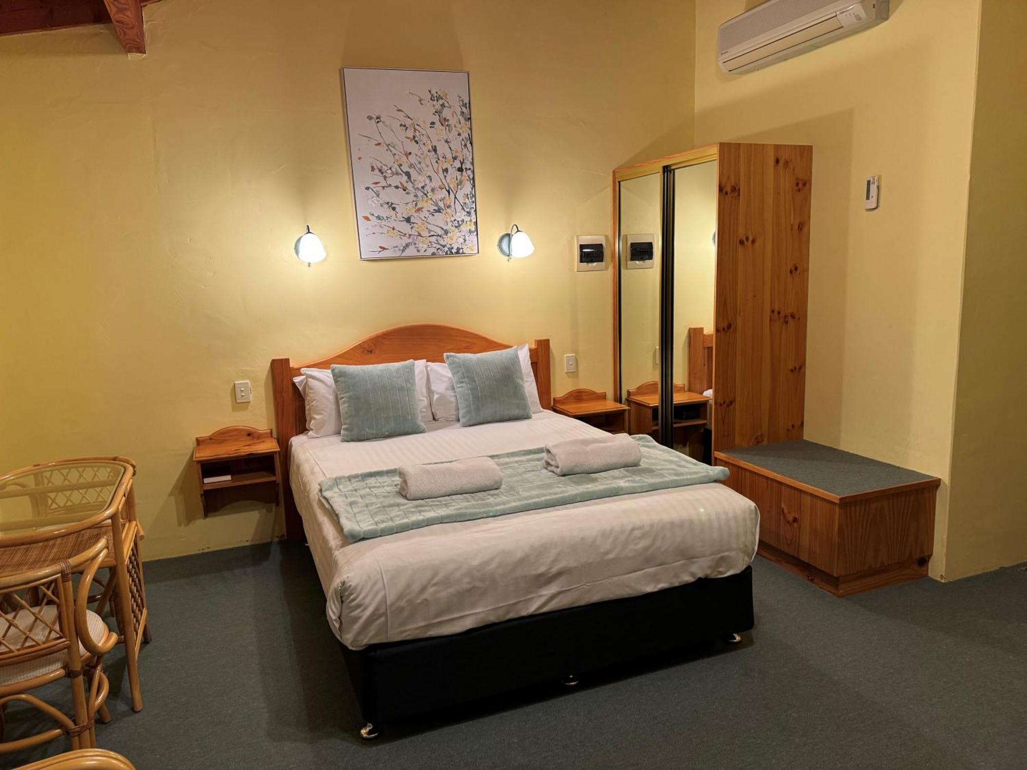 คูนาวาร์รา เพลส Motel ภายนอก รูปภาพ