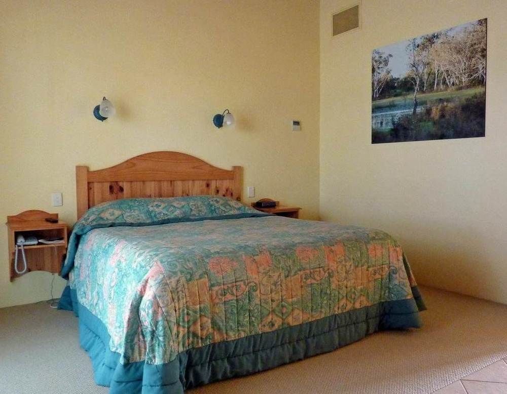 คูนาวาร์รา เพลส Motel ภายนอก รูปภาพ